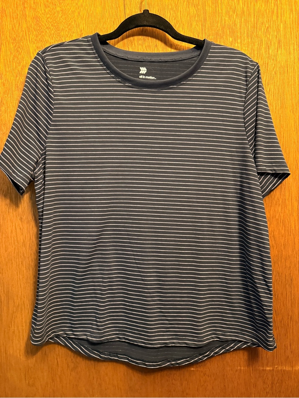 All in Motion Women's Large Navy Light Gray Striped Jersey T-Shir
